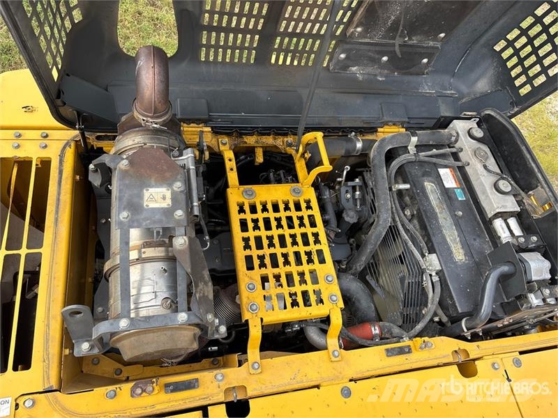 Komatsu PC210LC-10 Tracked Excavator Верижен екскаватор