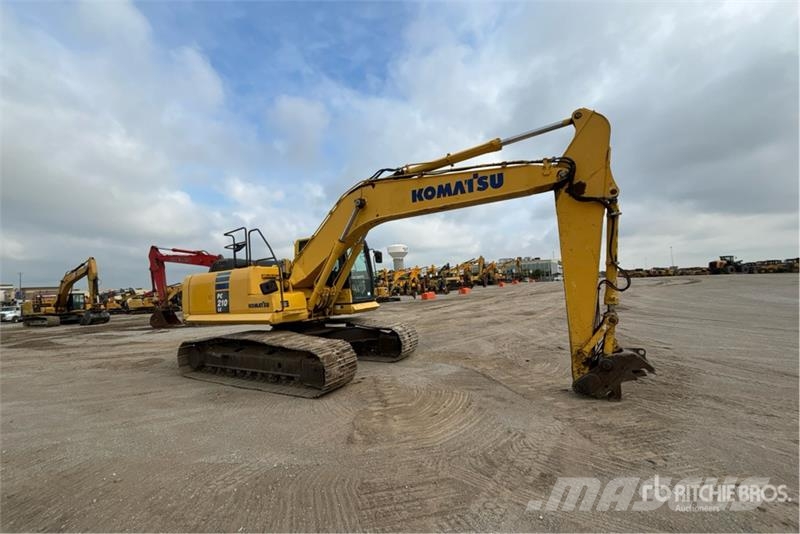Komatsu PC210LC-10 Tracked Excavator Верижен екскаватор