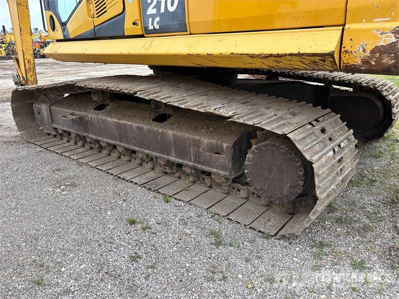 Komatsu PC210LC-10 Tracked Excavator Верижен екскаватор
