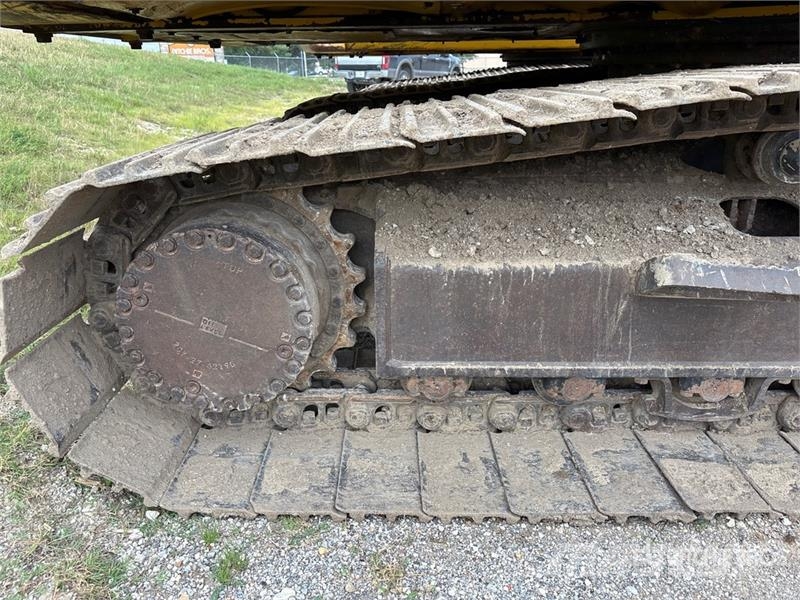 Komatsu PC210LC-10 Tracked Excavator Верижен екскаватор