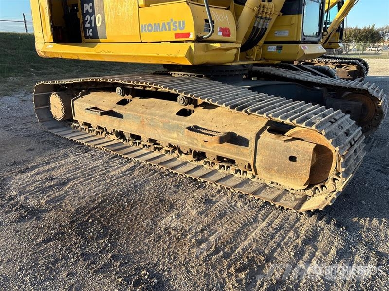 Komatsu PC210LC-10 Tracked Excavator Gravemaskiner på larvebånd