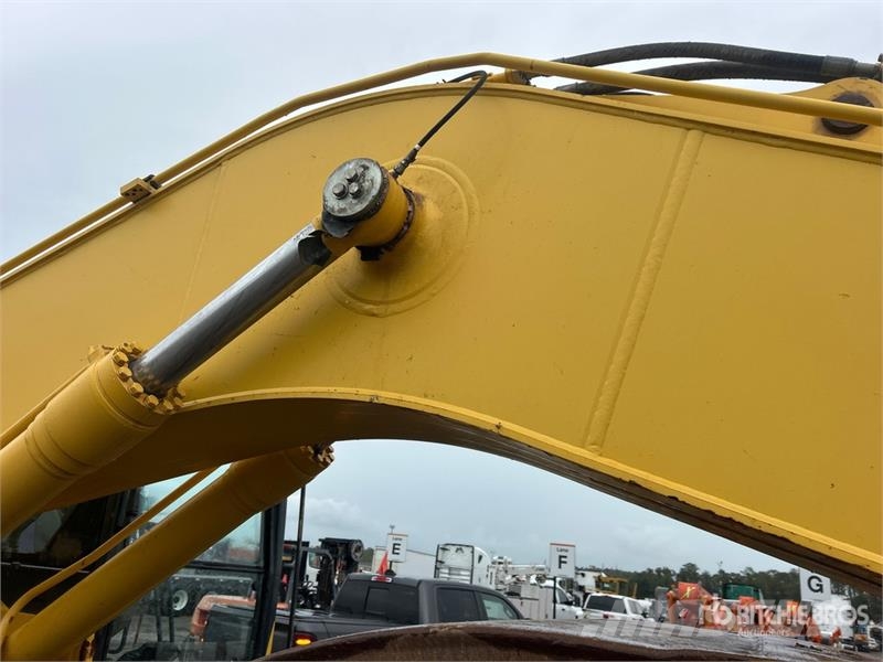 Komatsu PC210LC-10 Tracked Excavator Lánctalpas kotrók