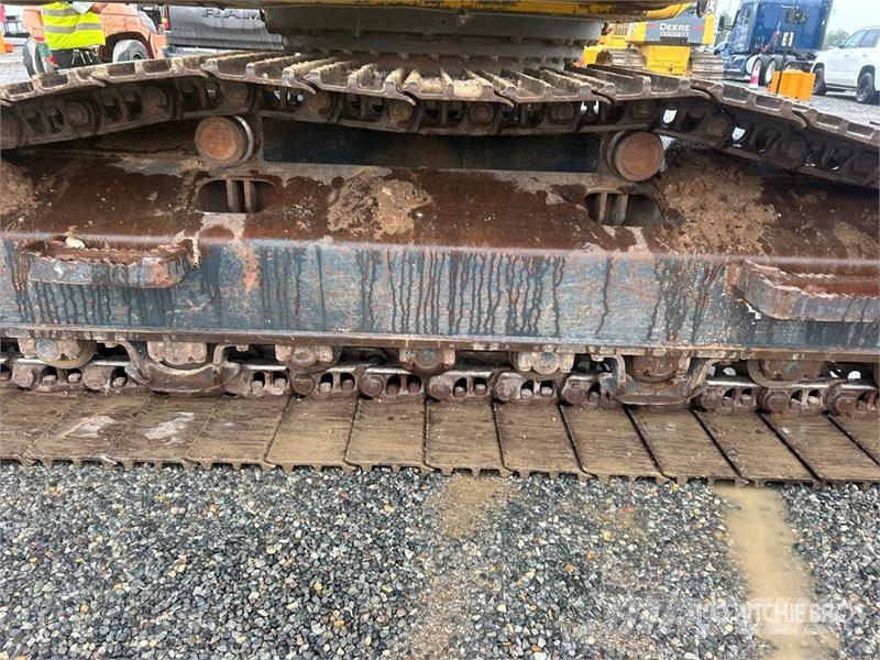 Komatsu PC210LC-10 Tracked Excavator Lánctalpas kotrók