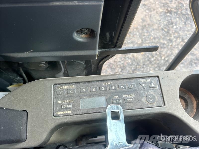 Komatsu PC210LC-10 Tracked Excavator Lánctalpas kotrók