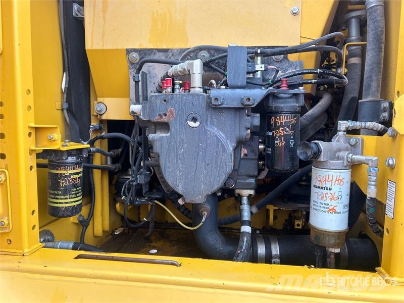 Komatsu PC210LC-10 Tracked Excavator Lánctalpas kotrók
