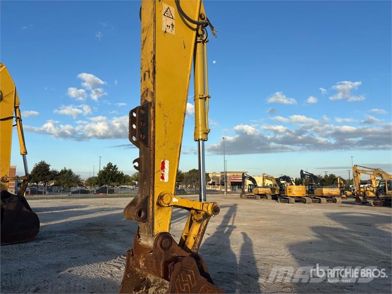 Komatsu PC210LC-10 Tracked Excavator Gravemaskiner på larvebånd