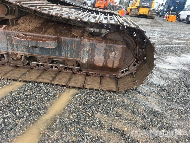 Komatsu PC210LC-10 Tracked Excavator Lánctalpas kotrók