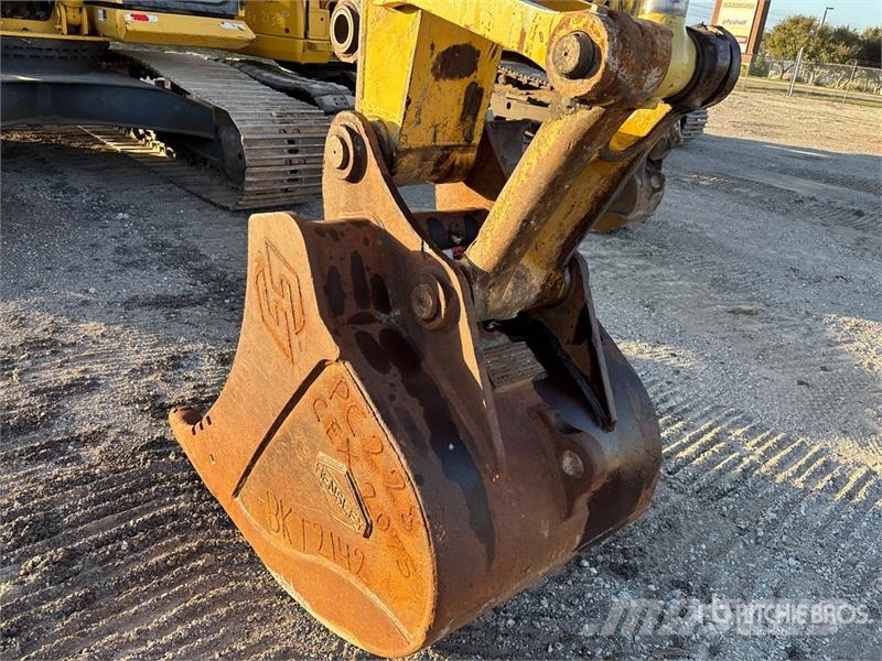 Komatsu PC210LC-10 Tracked Excavator Gravemaskiner på larvebånd