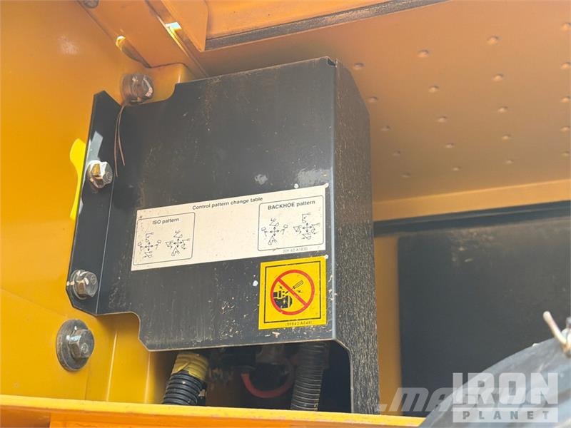 Komatsu PC210LC-11 Kāpurķēžu ekskavatori
