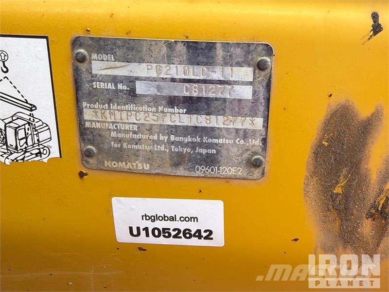Komatsu PC210LC-11 Kāpurķēžu ekskavatori