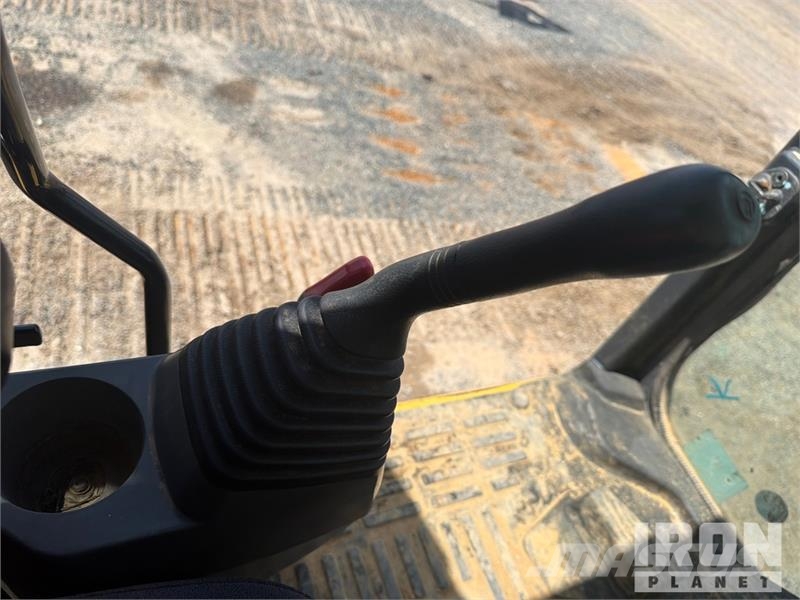 Komatsu PC210LC-11 Kāpurķēžu ekskavatori