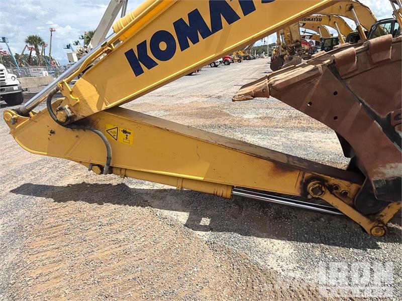 Komatsu PC210LC-11 Kāpurķēžu ekskavatori