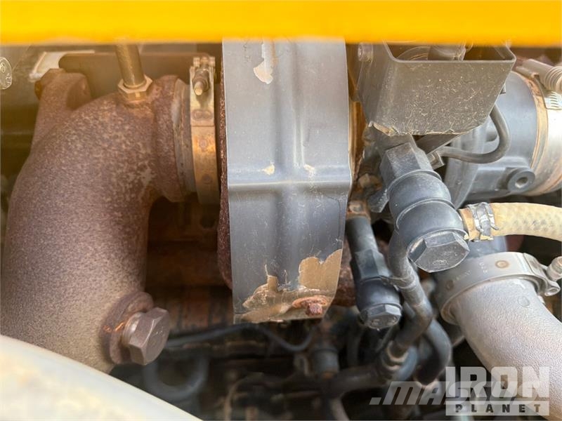Komatsu PC210LC-11 Kāpurķēžu ekskavatori