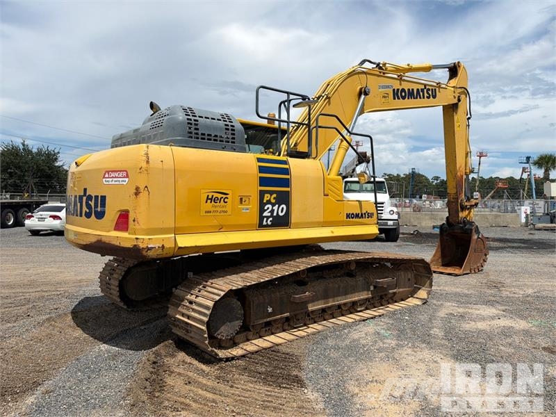 Komatsu PC210LC-11 Kāpurķēžu ekskavatori