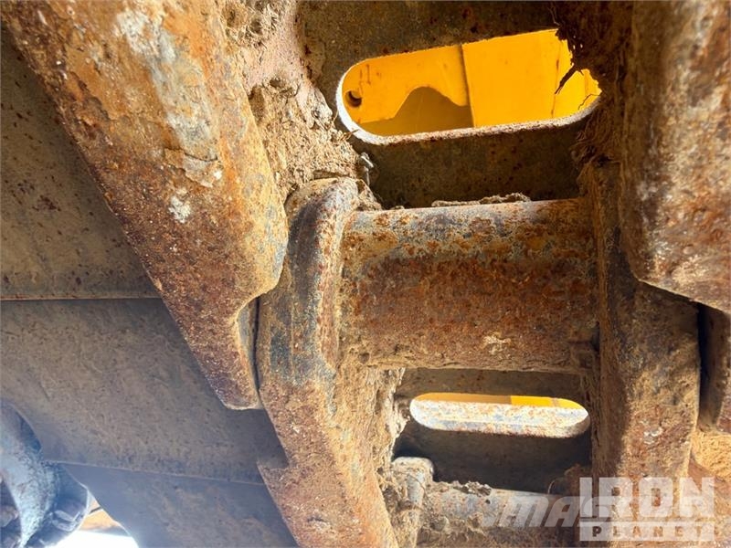 Komatsu PC210LC-11 Kāpurķēžu ekskavatori