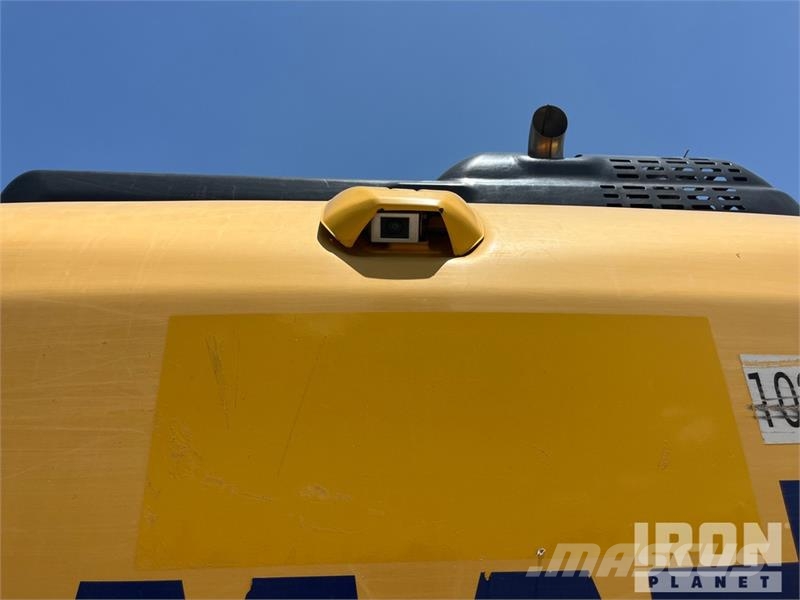 Komatsu PC210LC-11 Tracked Excavator Kāpurķēžu ekskavatori