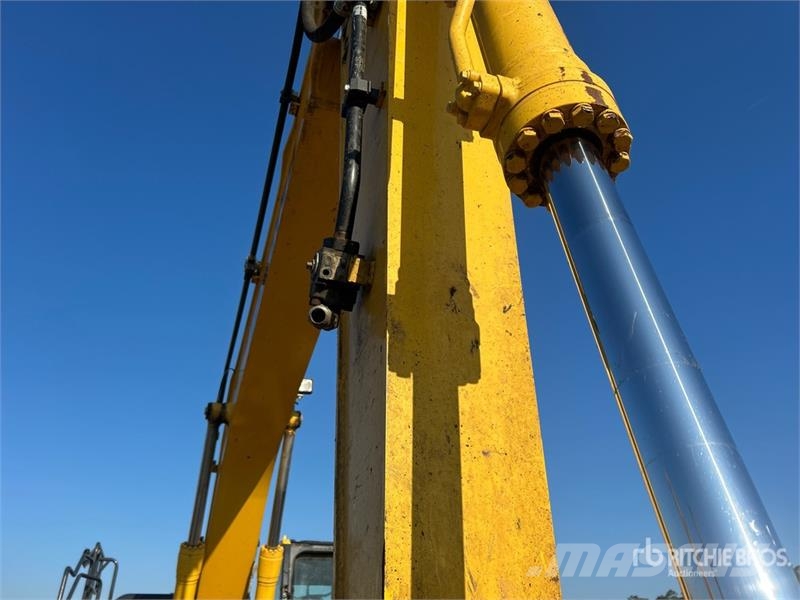 Komatsu PC210LC-11 Tracked Excavator Bagri goseničarji