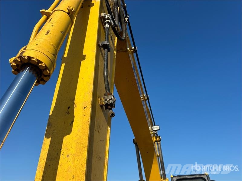 Komatsu PC210LC-11 Tracked Excavator Bagri goseničarji