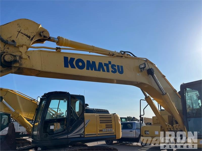 Komatsu PC210LC-11 Tracked Excavator Kāpurķēžu ekskavatori