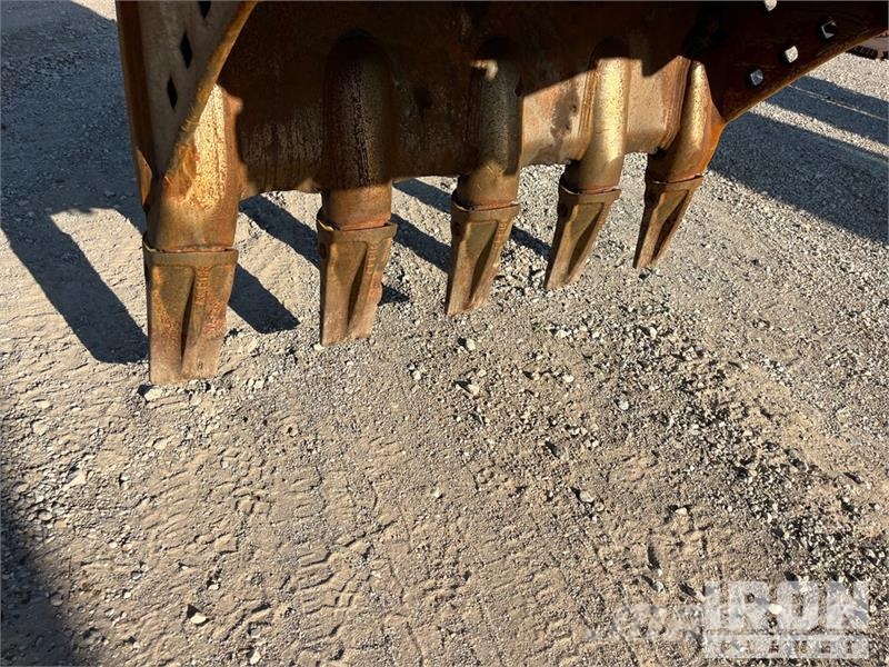 Komatsu PC210LC-11 Tracked Excavator Kāpurķēžu ekskavatori
