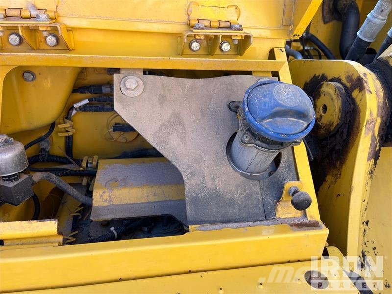 Komatsu PC210LC-11 Tracked Excavator Kāpurķēžu ekskavatori