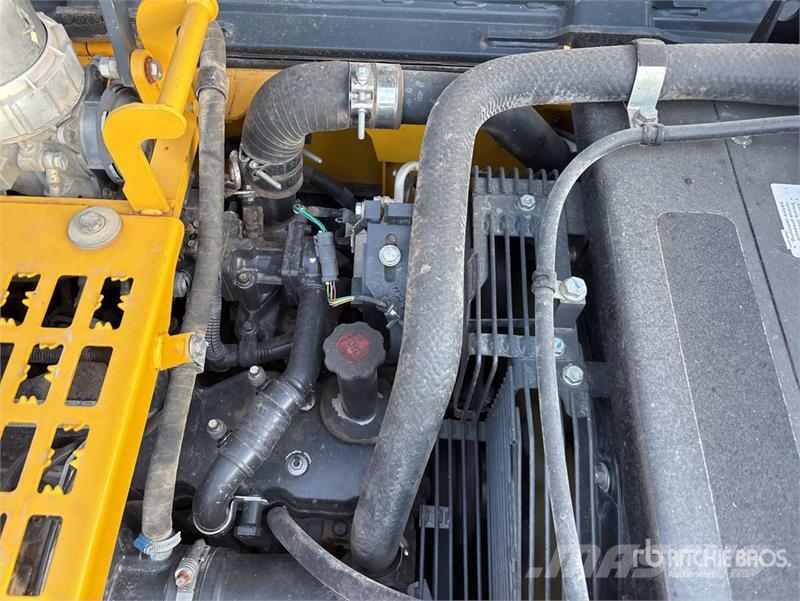 Komatsu PC210LC-11 Tracked Excavator Crawler excavators