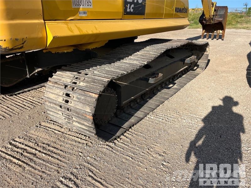 Komatsu PC210LC-11 Tracked Excavator Kāpurķēžu ekskavatori
