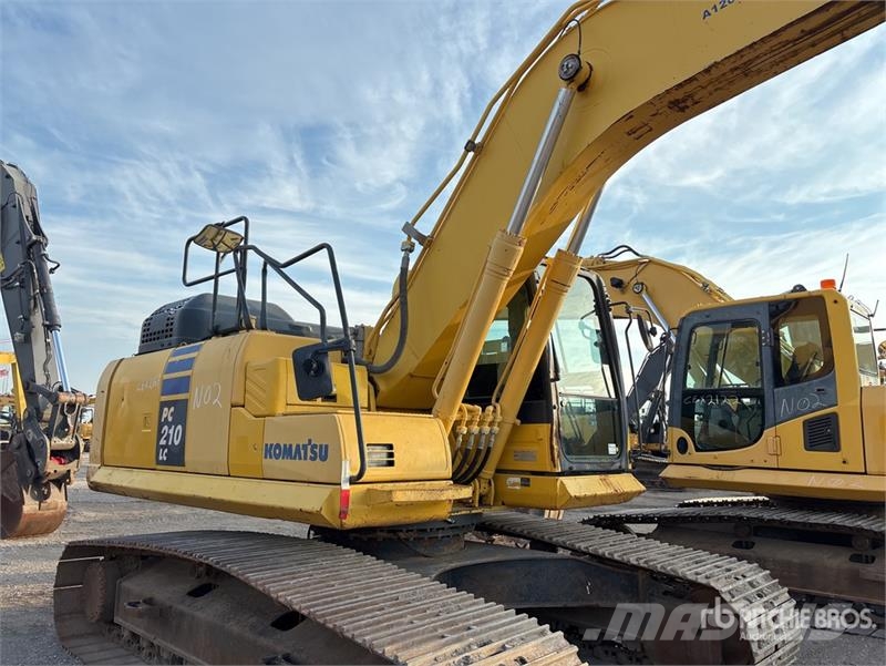 Komatsu PC210LC-11 Tracked Excavator Crawler excavators
