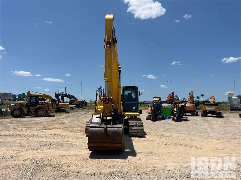 Komatsu PC210LC-11 Tracked Excavator Kāpurķēžu ekskavatori