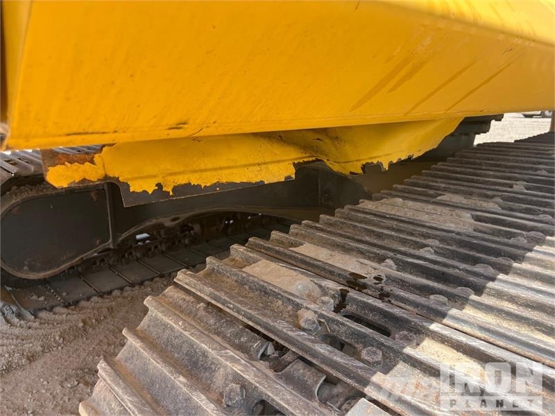 Komatsu PC210LC-11 Tracked Excavator Kāpurķēžu ekskavatori