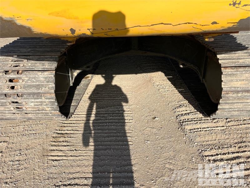 Komatsu PC210LC-11 Tracked Excavator Kāpurķēžu ekskavatori