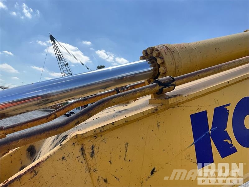 Komatsu PC210LC-11 Tracked Excavator Beltegraver