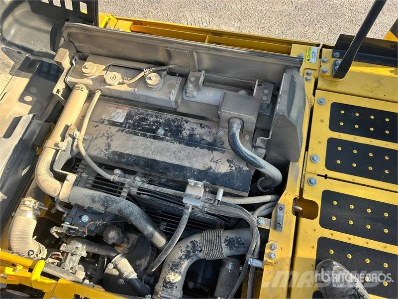 Komatsu PC210LC-11 Tracked Excavator Bagri goseničarji