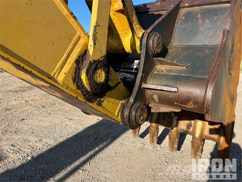 Komatsu PC210LC-11 Tracked Excavator Kāpurķēžu ekskavatori