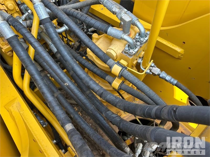 Komatsu PC210LC-11 Tracked Excavator Kāpurķēžu ekskavatori
