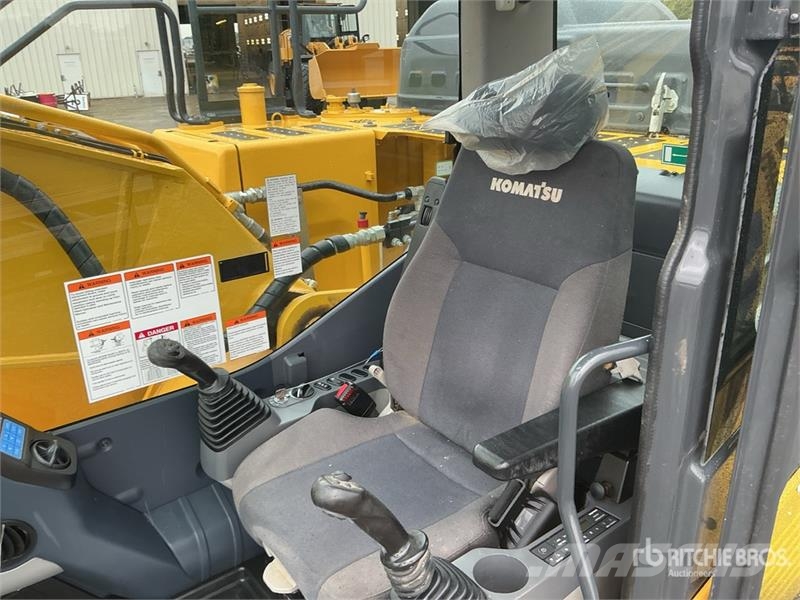 Komatsu PC210LC-11 Tracked Excavator Bagri goseničarji