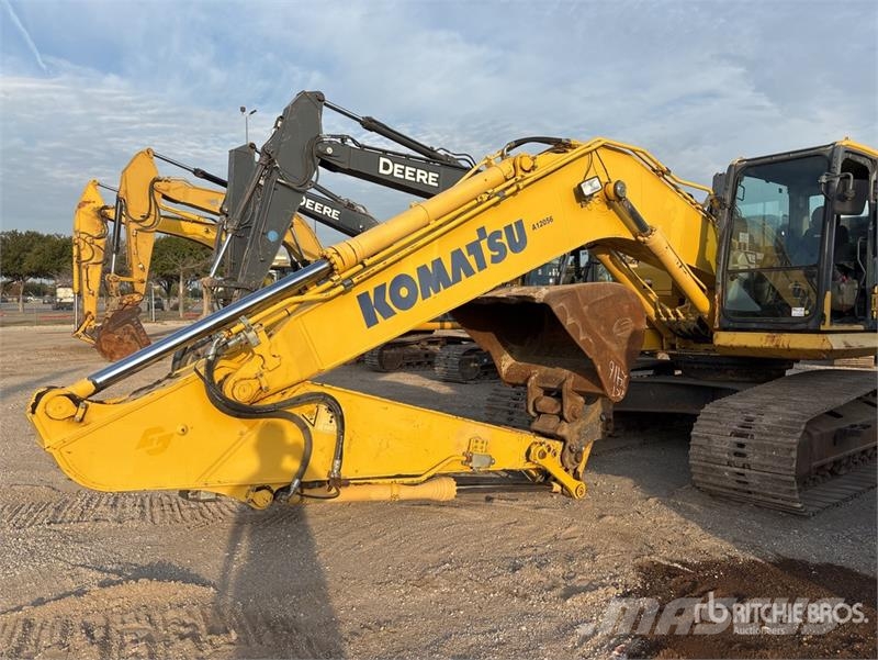 Komatsu PC210LC-11 Tracked Excavator Crawler excavators