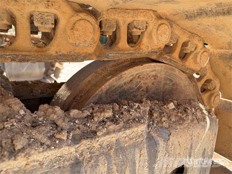 Komatsu PC220LC-7 Tracked Excavator Crawler excavators
