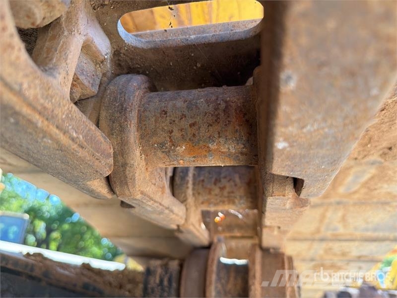 Komatsu PC220LC-7 Tracked Excavator Crawler excavators