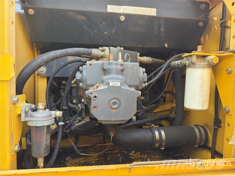 Komatsu PC220LC-7 Tracked Excavator Vikšriniai ekskavatoriai