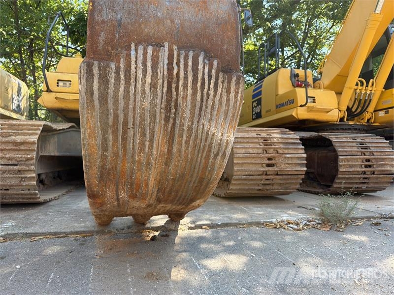 Komatsu PC220LC-7 Tracked Excavator Crawler excavators