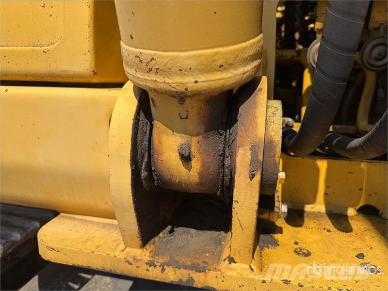 Komatsu PC220LC-7 Tracked Excavator Crawler excavators