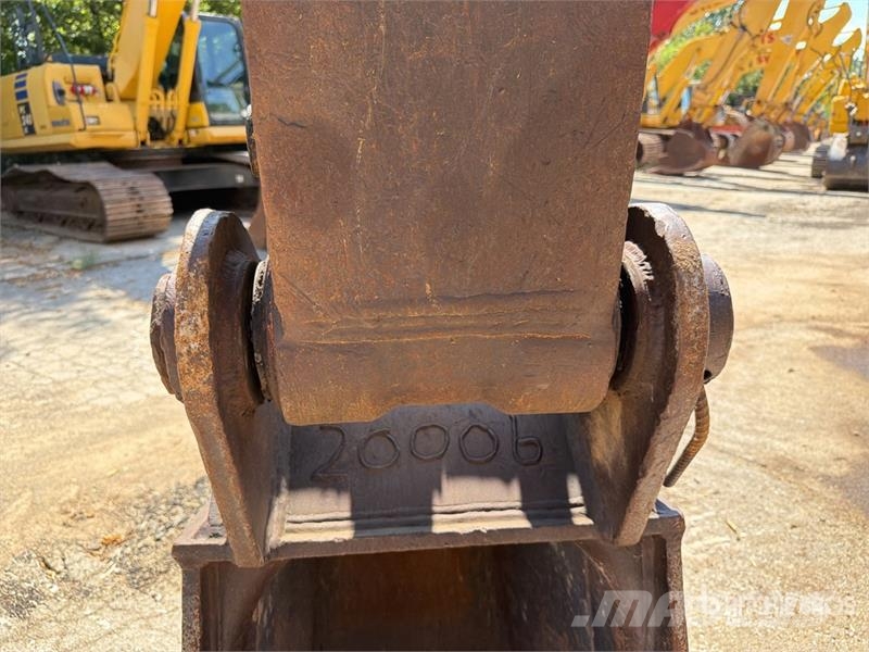 Komatsu PC220LC-7 Tracked Excavator Crawler excavators