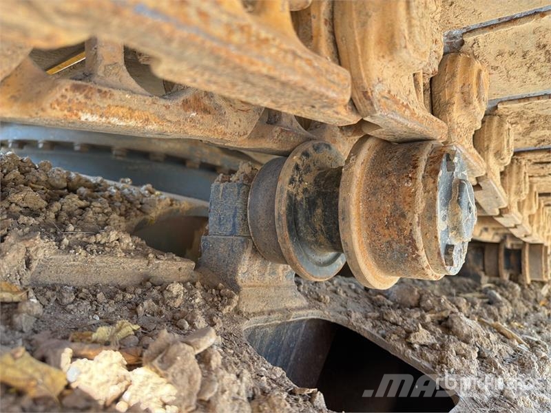 Komatsu PC220LC-7 Tracked Excavator Crawler excavators