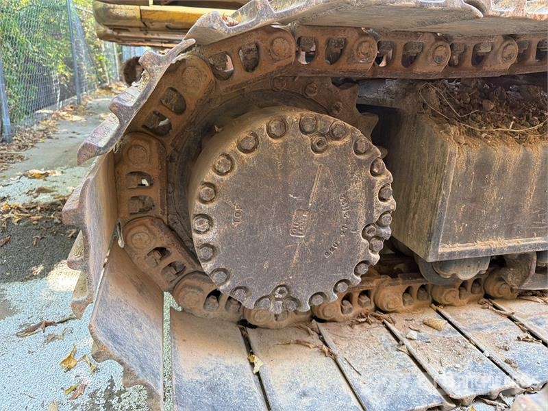 Komatsu PC220LC-7 Tracked Excavator Crawler excavators
