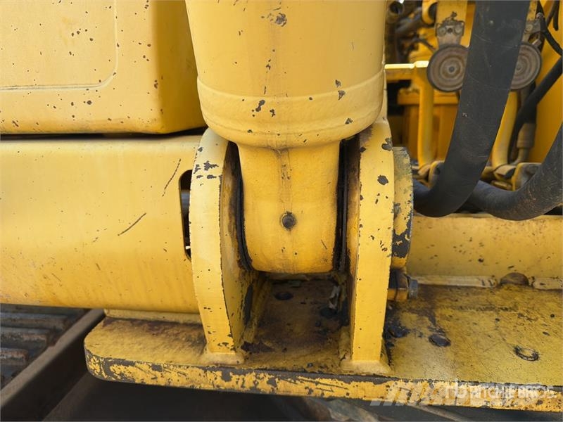 Komatsu PC220LC-7L Верижен екскаватор