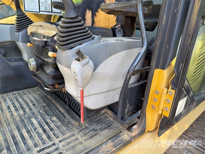 Komatsu PC220LC-7L Верижен екскаватор