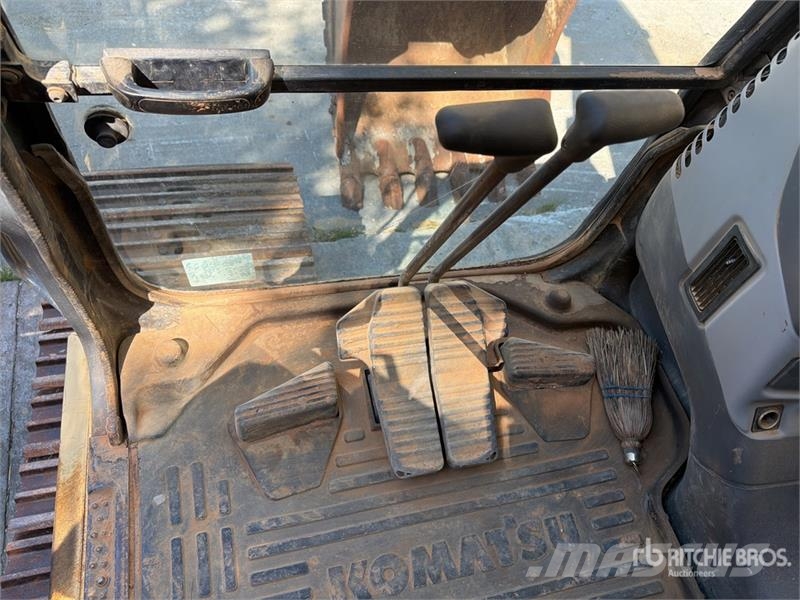 Komatsu PC220LC-7L Верижен екскаватор