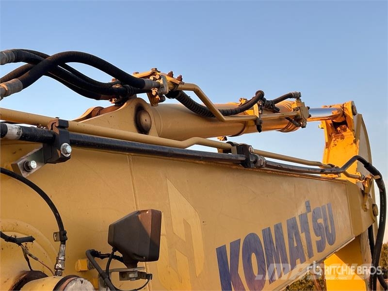 Komatsu PC228US-10 Tracked Excavator Bagri goseničarji