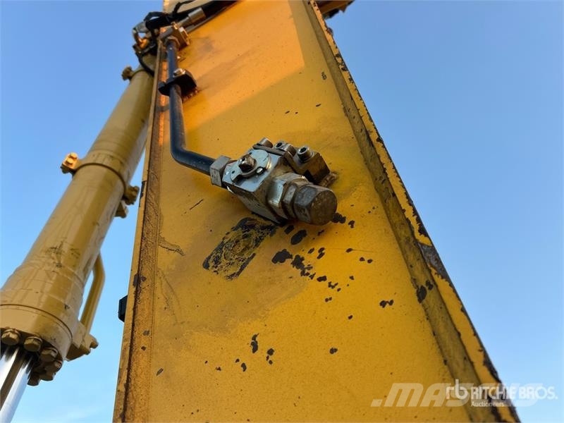 Komatsu PC228US-10 Tracked Excavator Bagri goseničarji